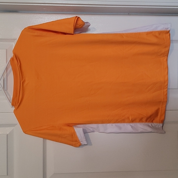 University of Tennessee Youth Shirt - Picture 3 of 3